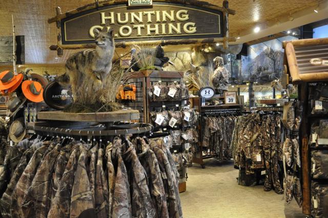 hunting gear shop